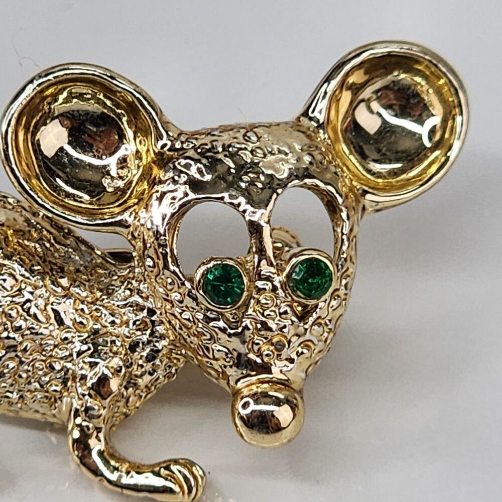Vintage Gerry’s Mouse Brooch Pin 1.5” Gold Tone Green Eyes Rhinestones Signed - Picture 4 of 7